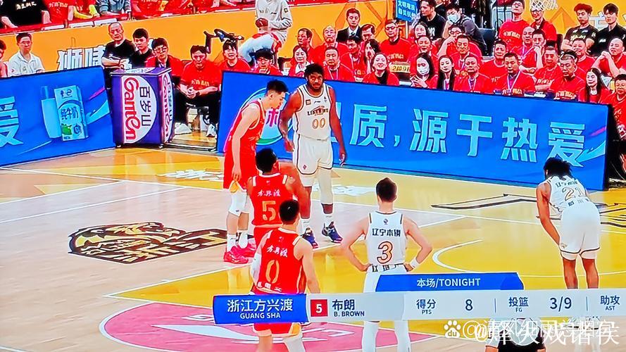 CBA常规赛:威尔斯13分,辽宁半场50-39领先广厦 CBA常规赛:威尔斯13分,辽宁半场50-39领先广厦